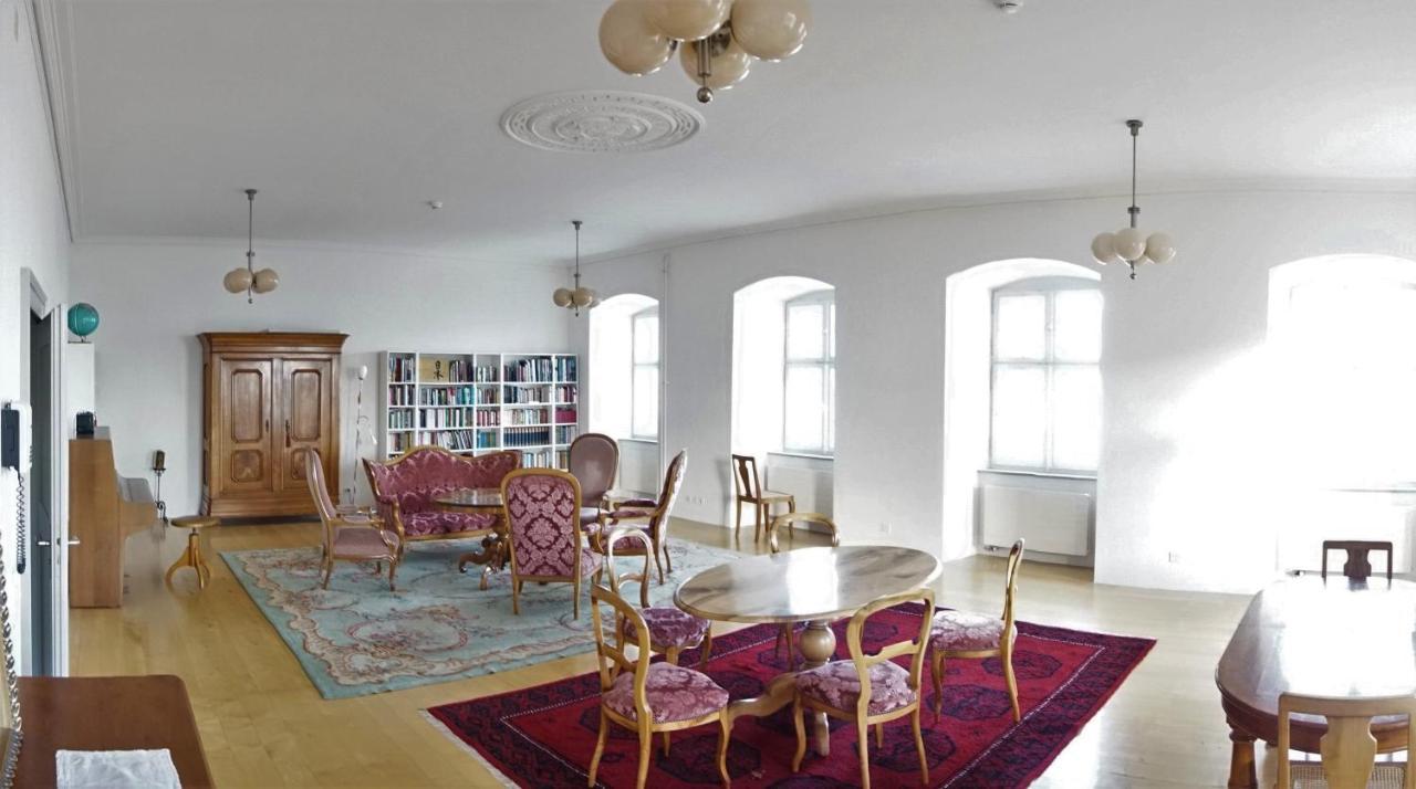 Klosterhotel Kreuz Mariastein Экстерьер фото