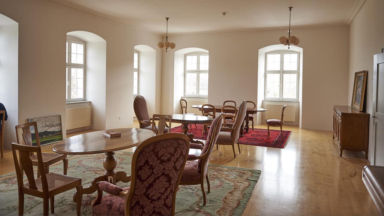 Klosterhotel Kreuz Mariastein Экстерьер фото