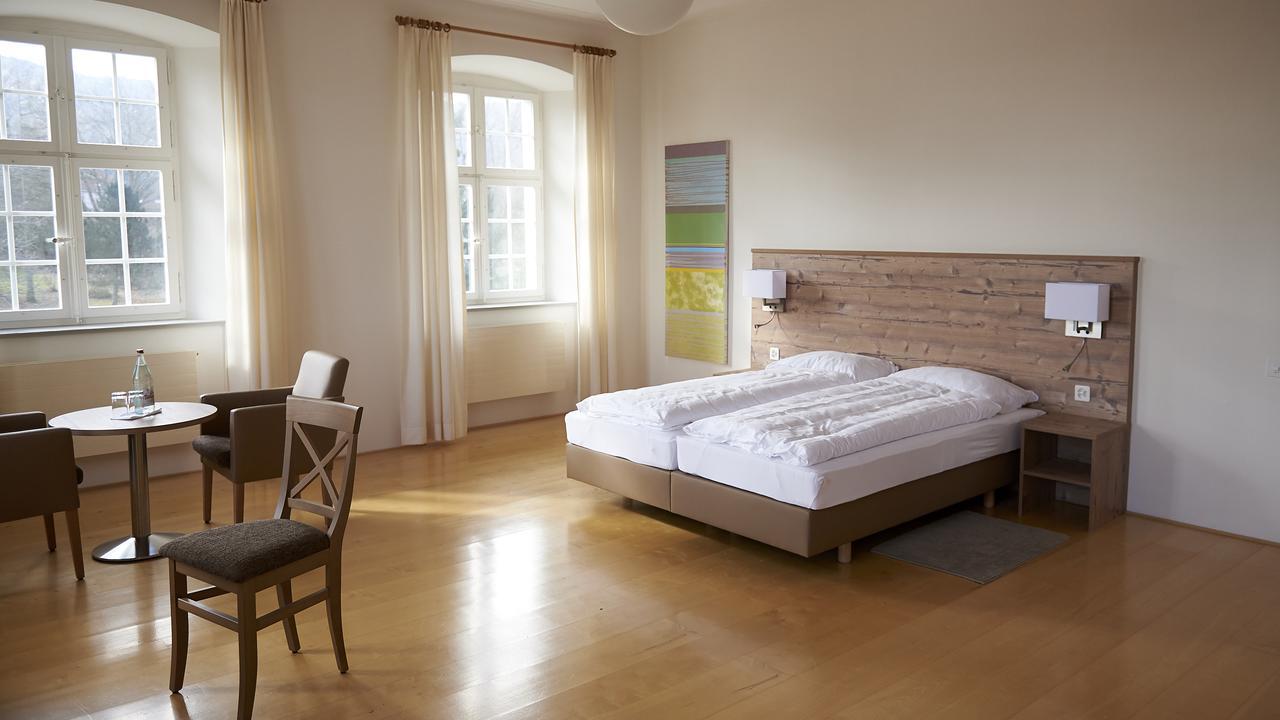 Klosterhotel Kreuz Mariastein Экстерьер фото