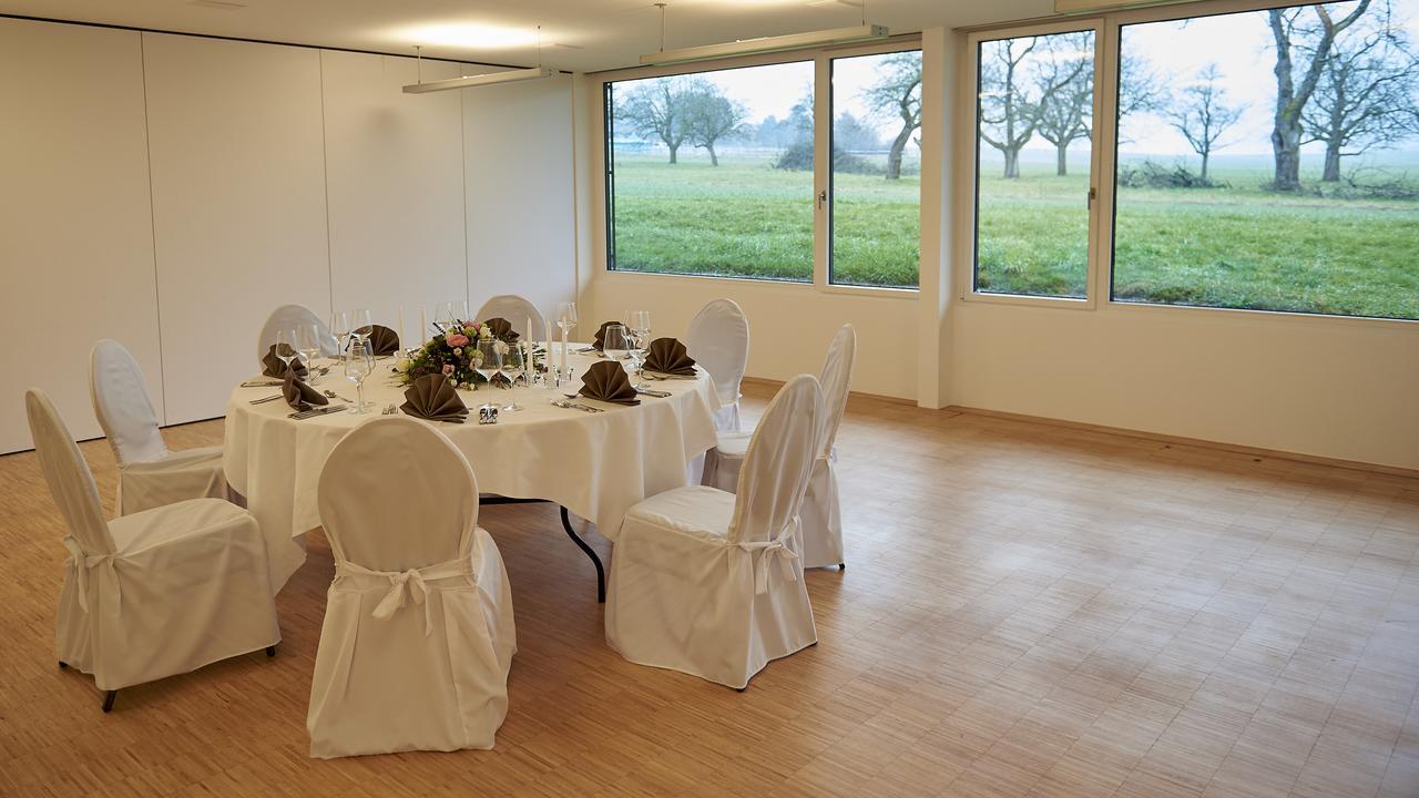 Klosterhotel Kreuz Mariastein Экстерьер фото