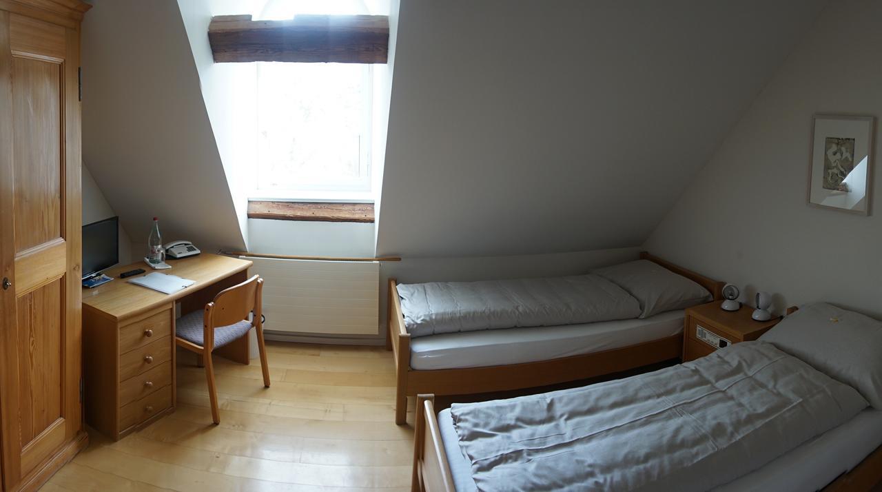 Klosterhotel Kreuz Mariastein Экстерьер фото